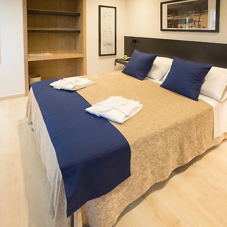 Hotel Roma Sarria Luaran gambar