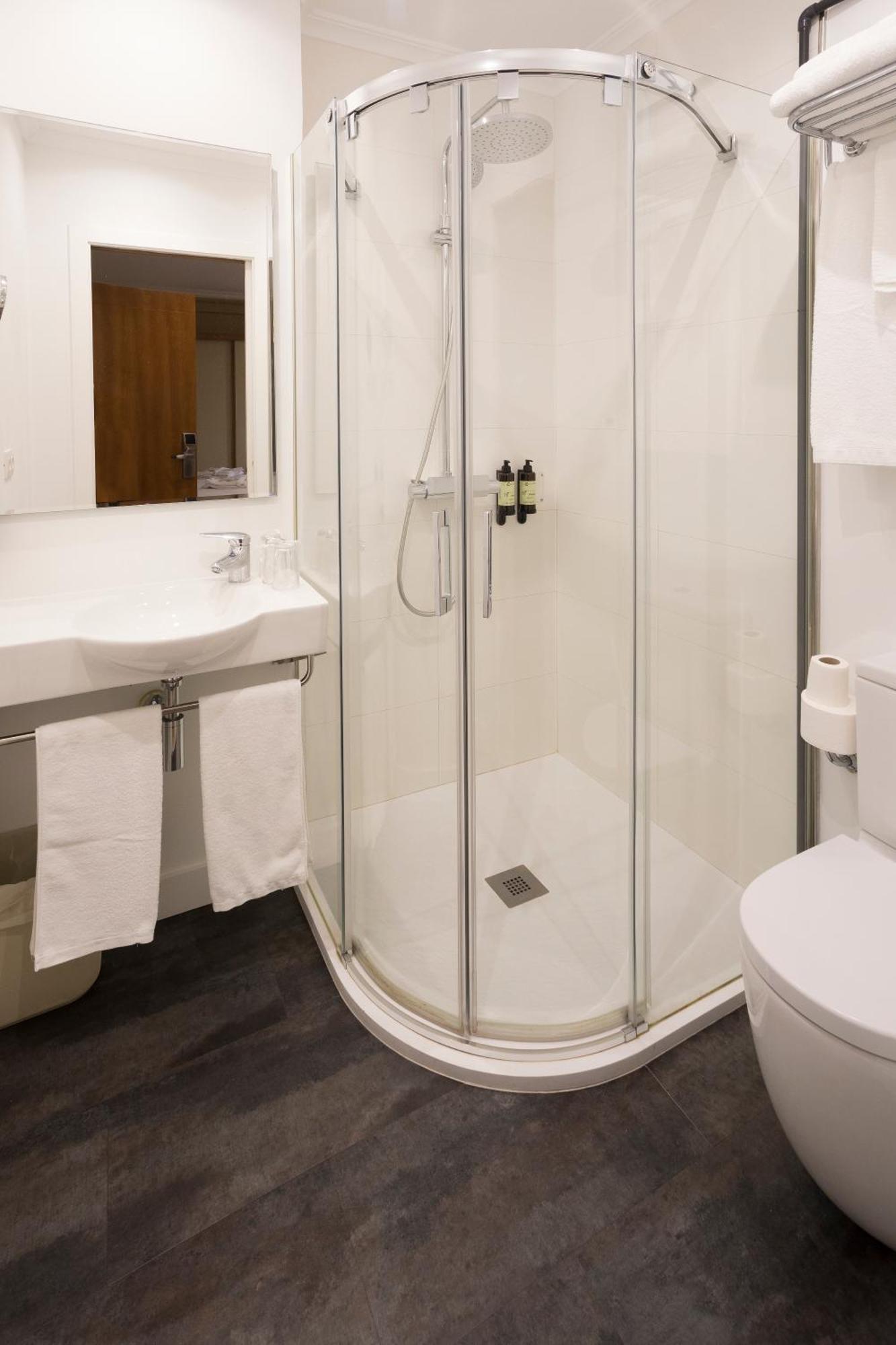 Hotel Roma Sarria Luaran gambar